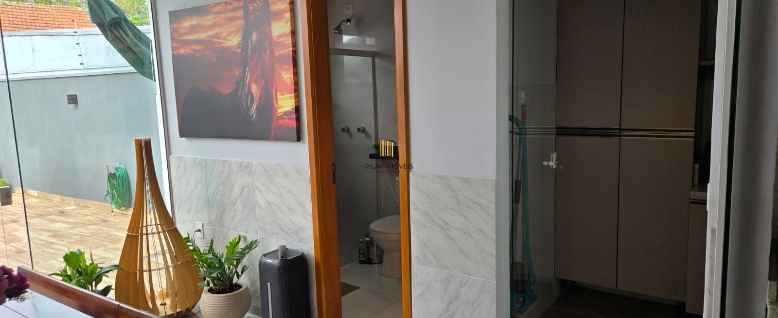 Excelente casa alto padrão, mobiliada no bairro Igara em Canoas.