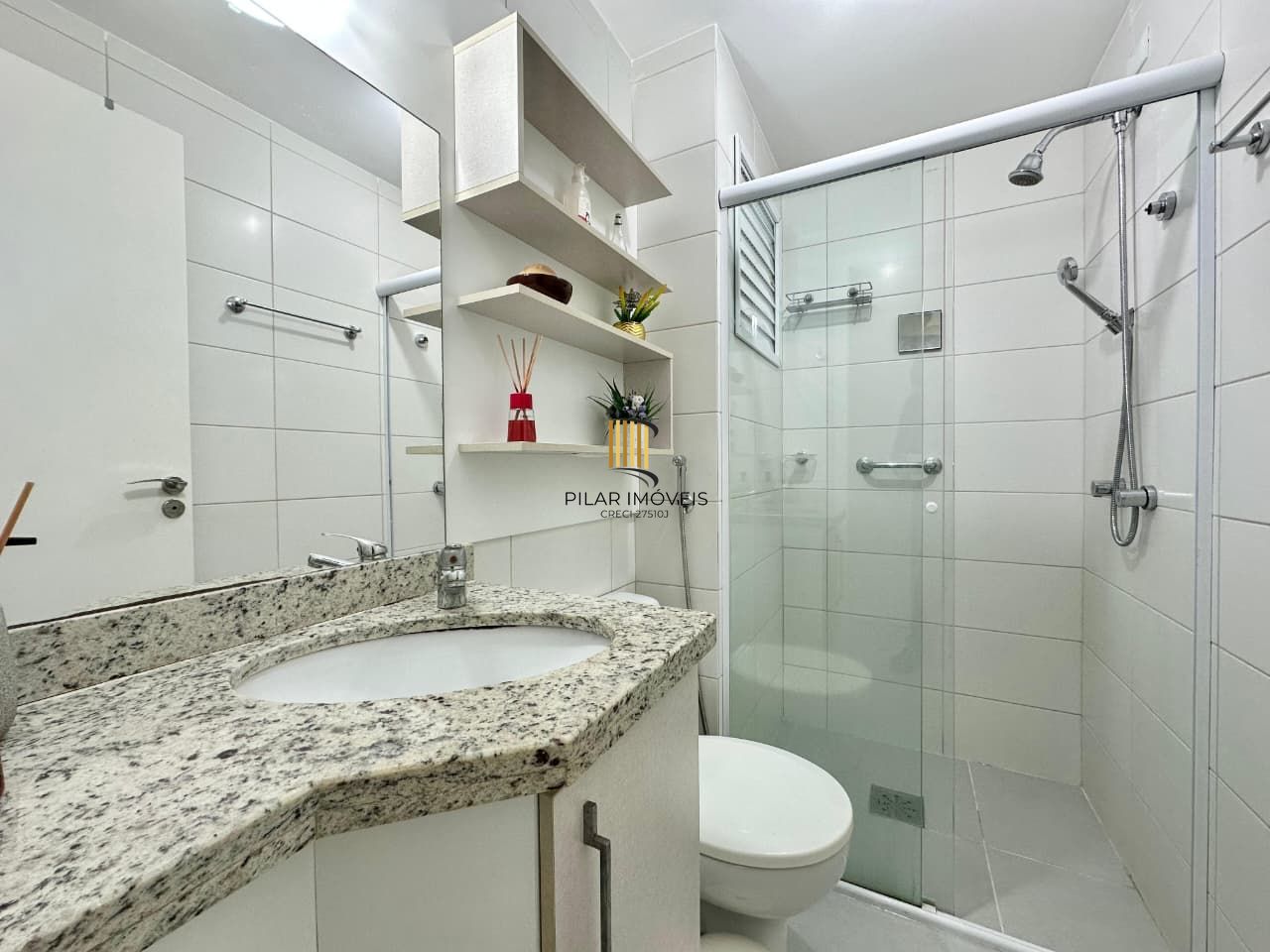 Apartamento 2 dormitórios no bairro Navegantes