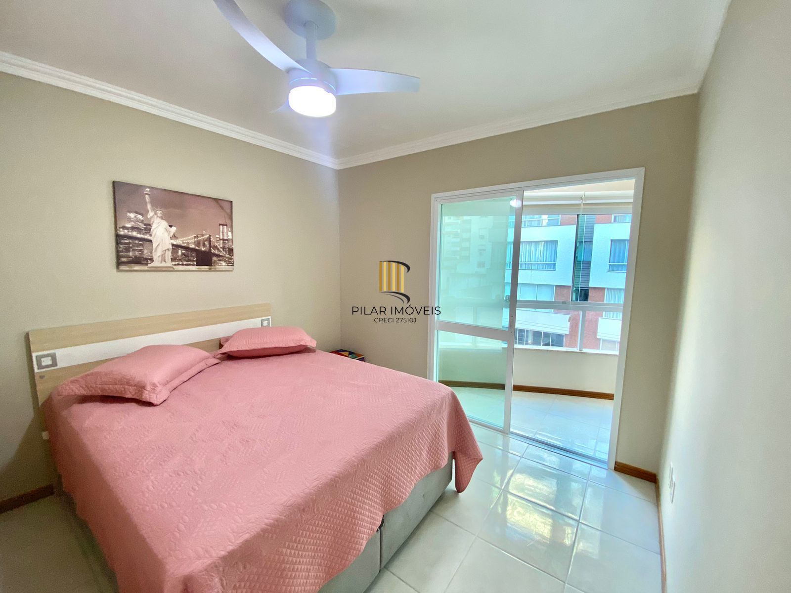 Apartamento 2 dormitórios no bairro Zona Nova