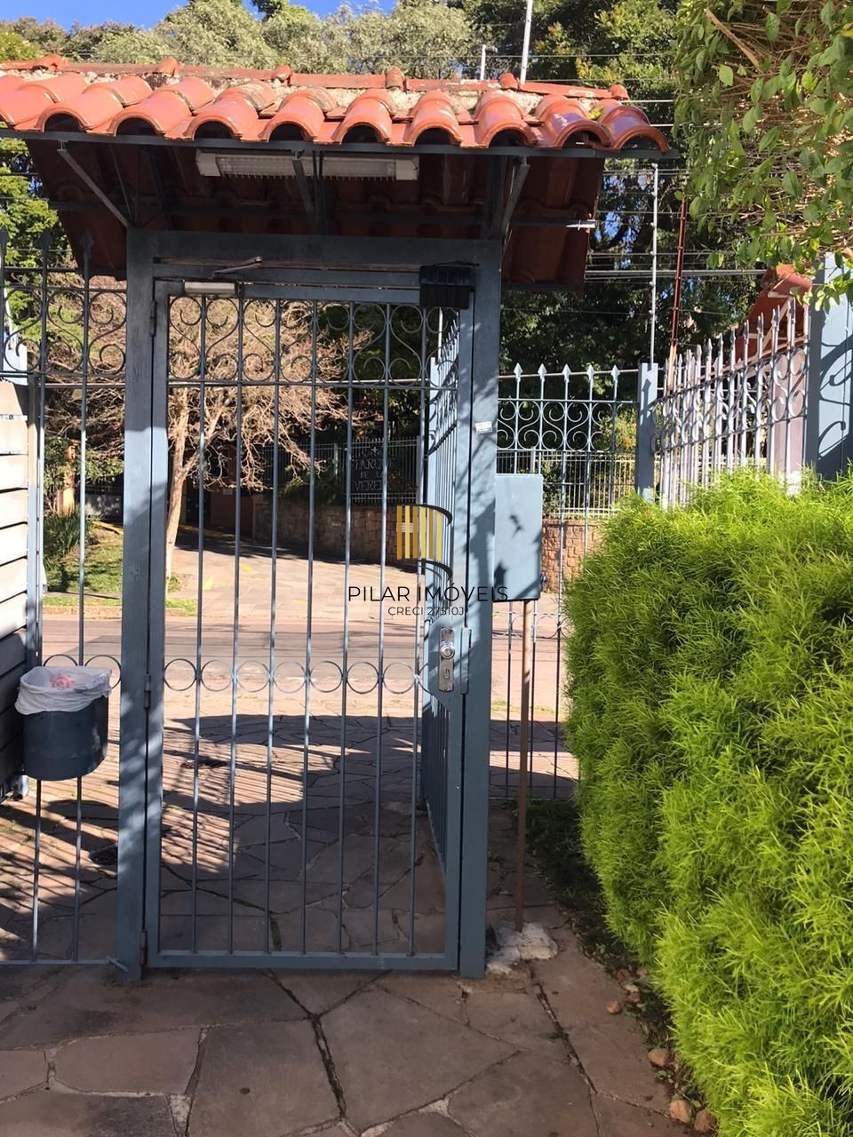 Apartamento à venda 1 quarto, com vaga no bairro Teresópolis.