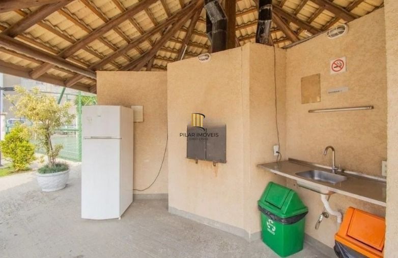 Apartamento semi mobiliado 2 quartos e 1 vaga no bairro Sarandi