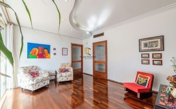 Apartamento com 3 quartos,1 suíte, elevador na independência.