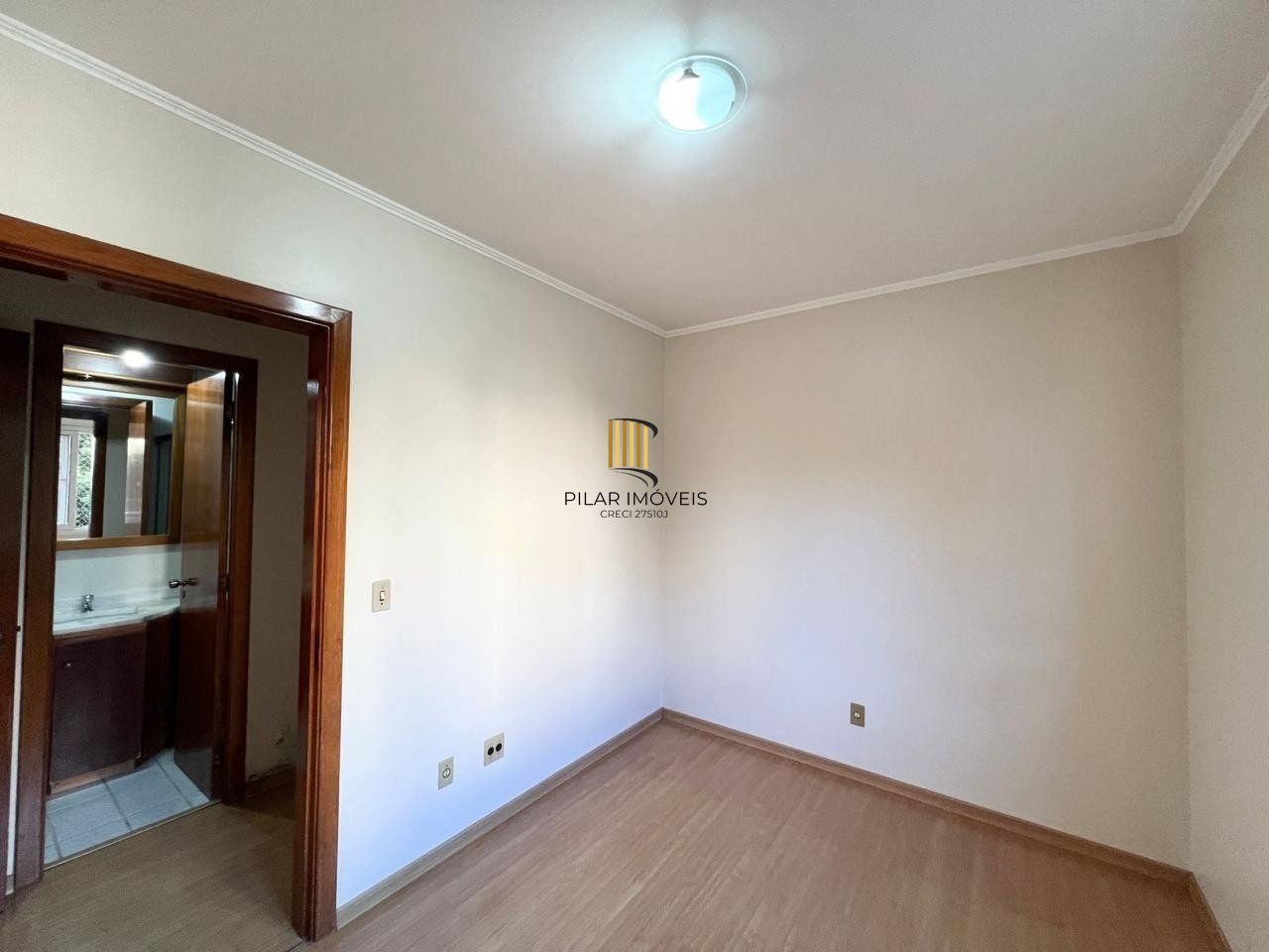 Apartamento de 2 quartos, elevador 1 vaga de garagem em Canoas.