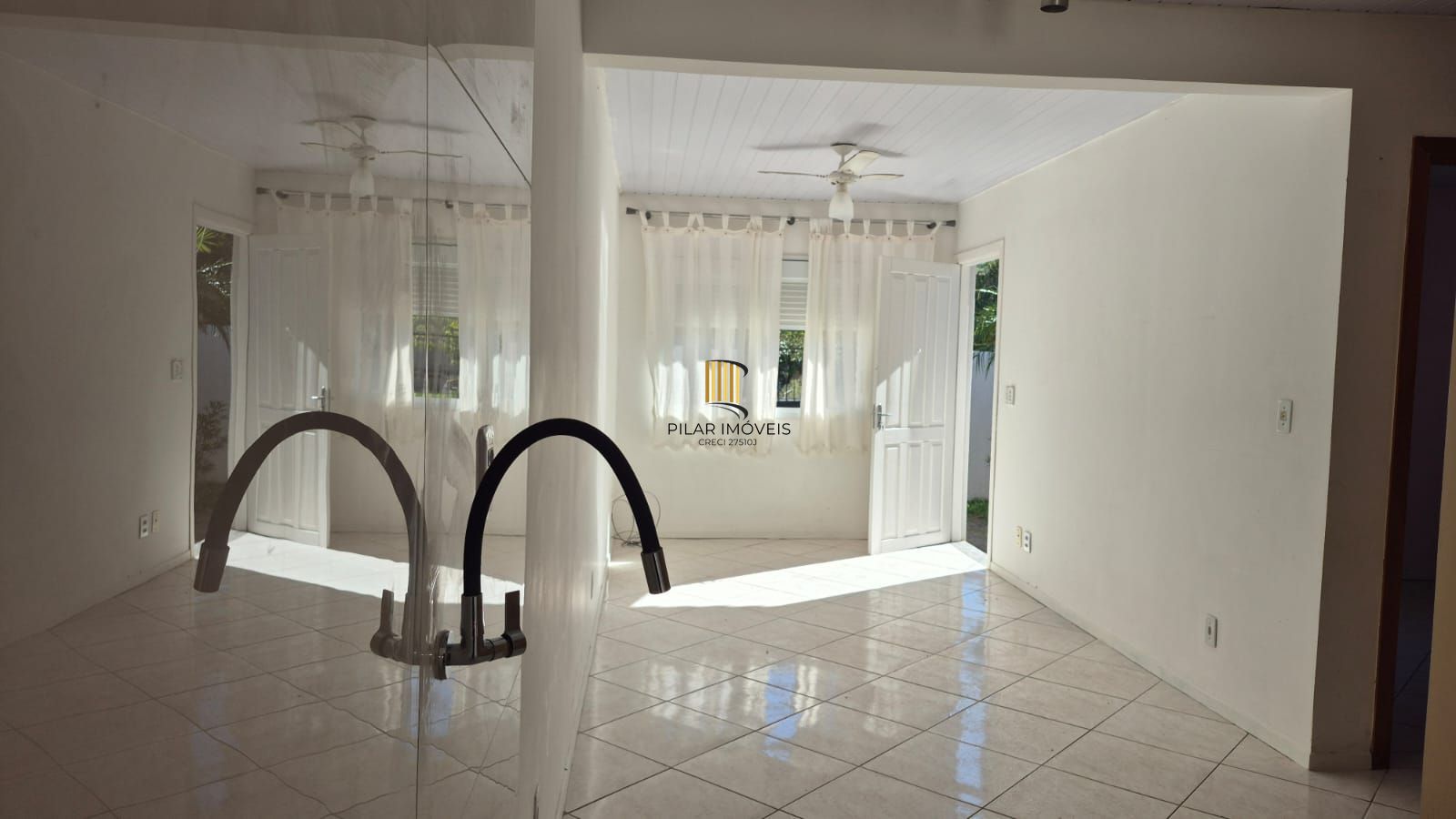 Casa à venda com 2 quartos 75 m² na Hipica