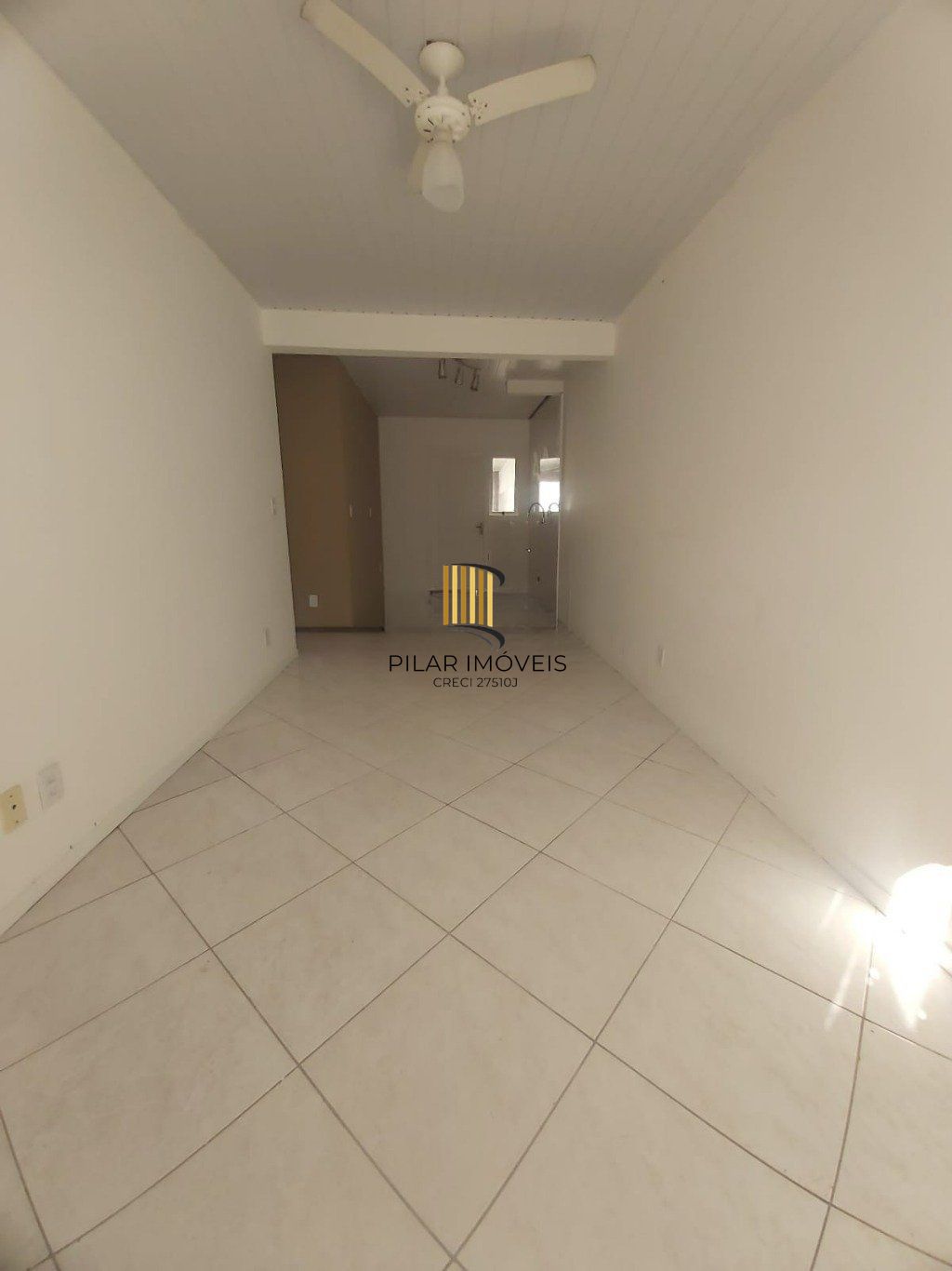 Casa à venda com 2 quartos 75 m² na Hipica
