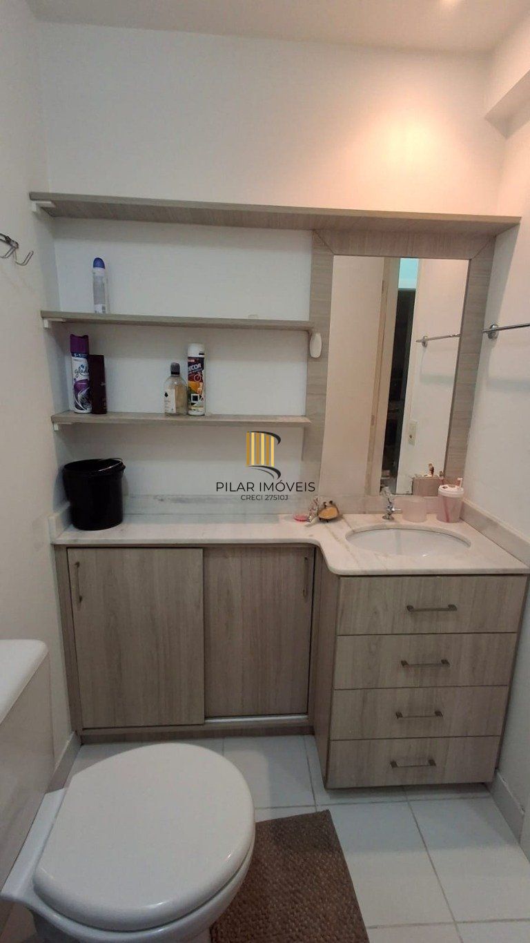 Apartamento de 3 quartos, 1 vaga e elevador no Bairro Vila Ipiranga.