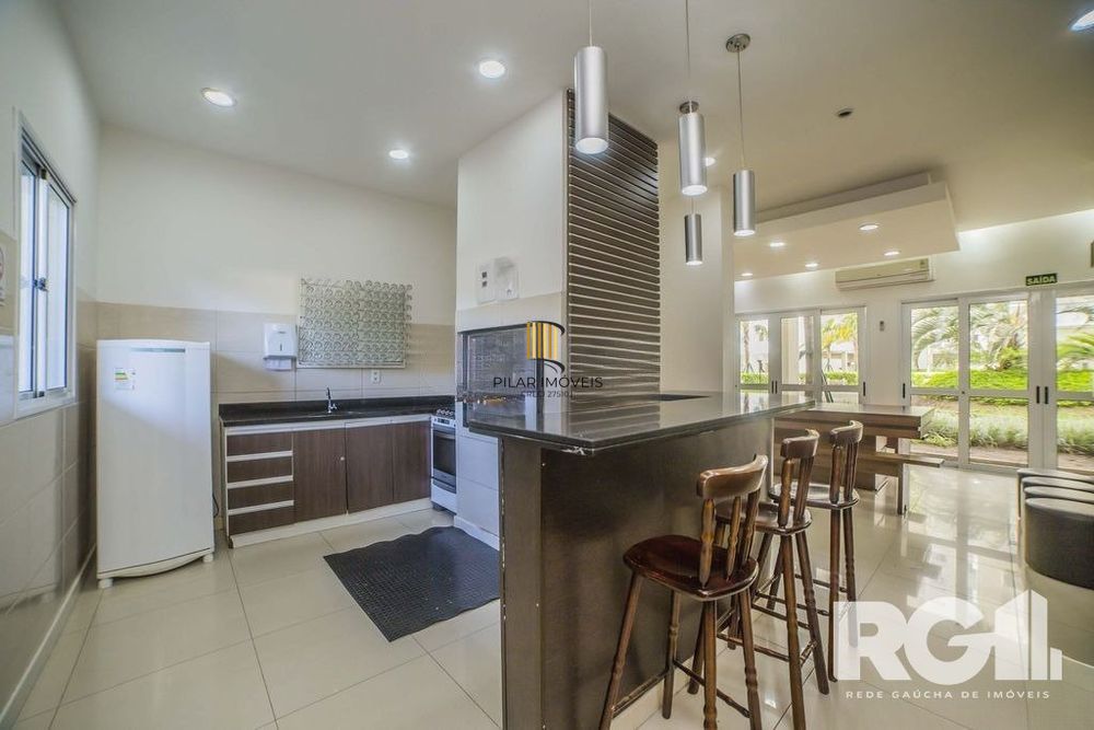 Apartamento de 3 quartos, suíte, elevador e 1 vaga no bairro Vila Ipiranga.