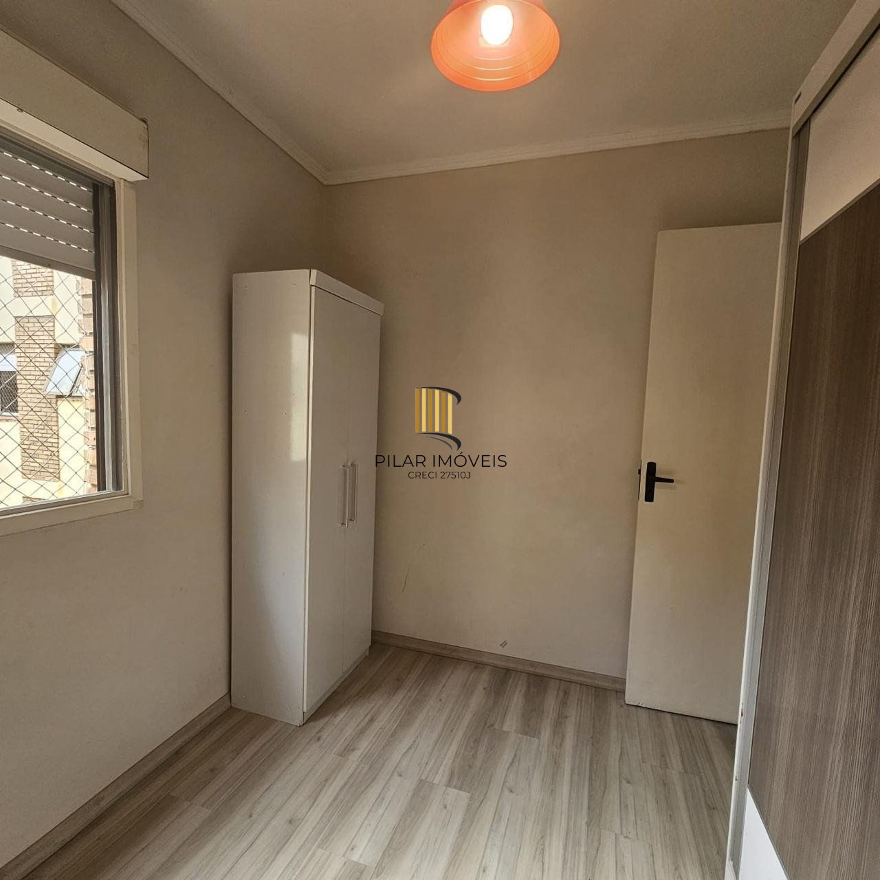 Apartamentos de 2 dormitórios e 1 vaga de garagem em Canoas.