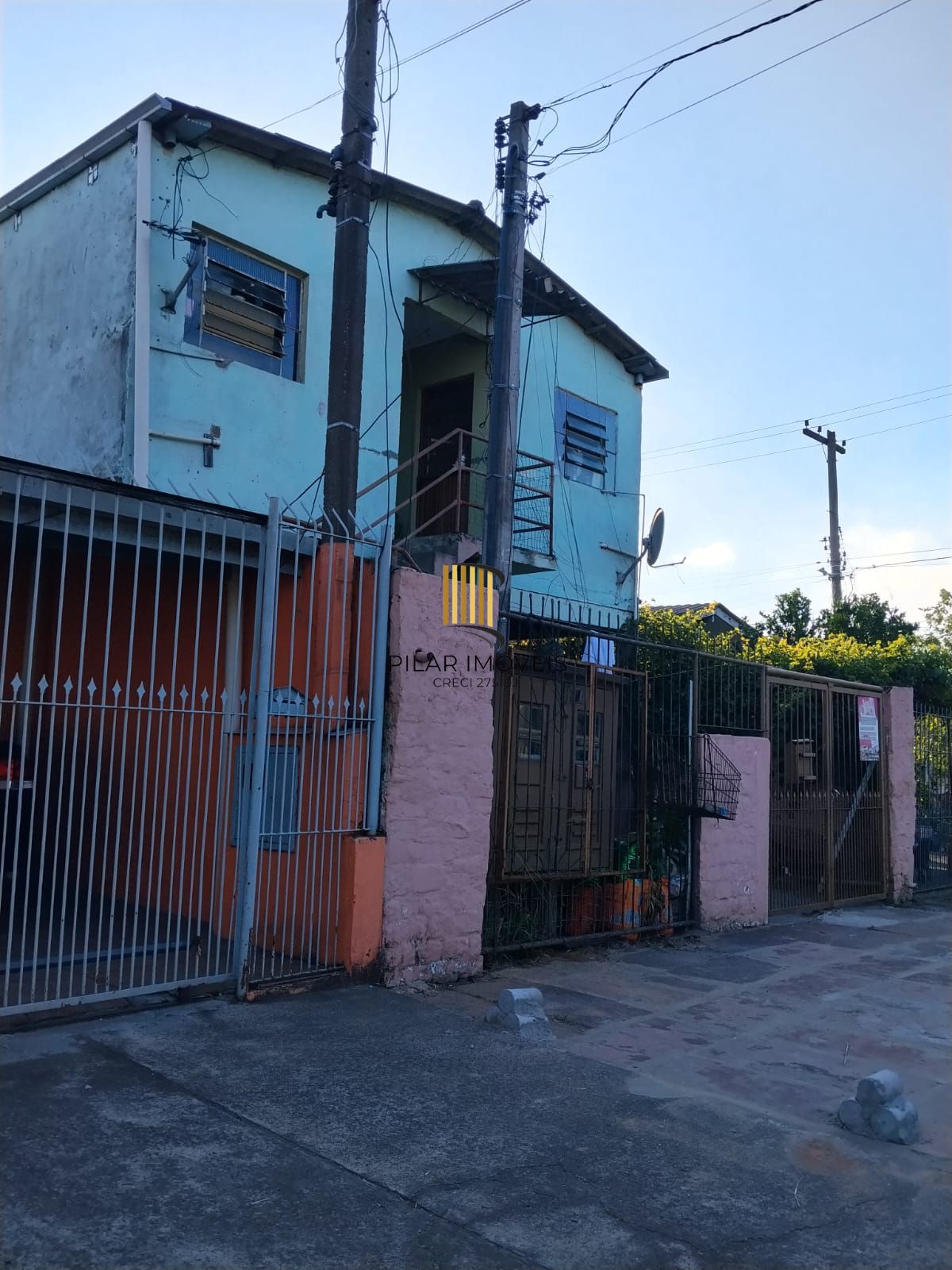 Casa mista com 6 quartos e 2 vagas no bairro Santa Rosa