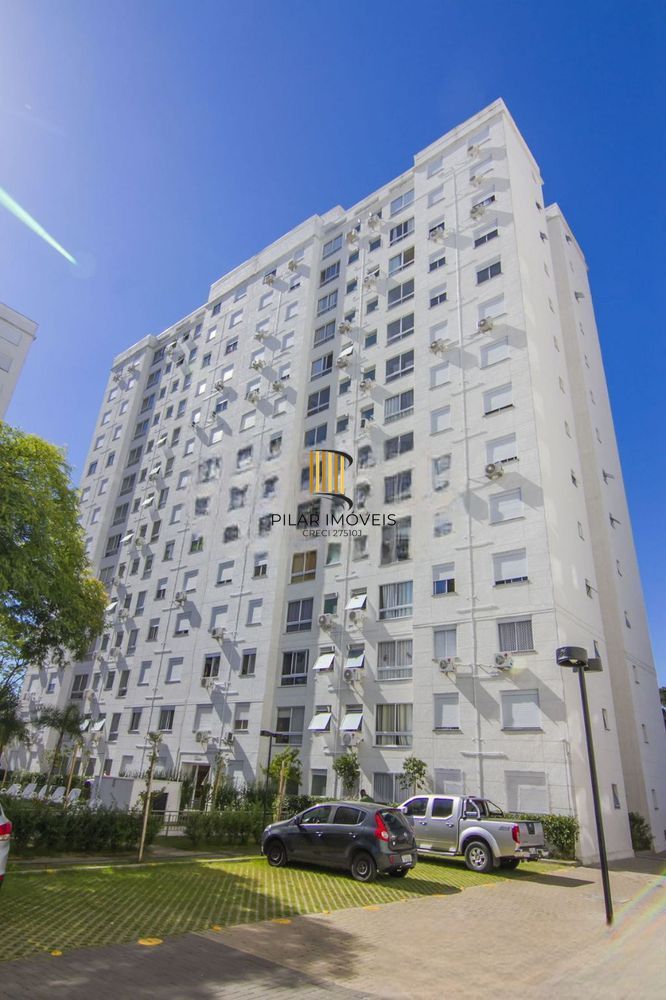Apartamento 2 dormitórios, 1 suíte, 1 vaga e churrasqueira na Bento Gonçalves.