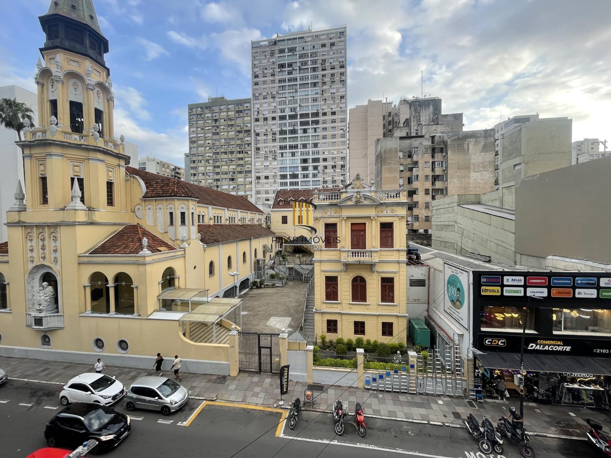 Apartamento 3 quartos com elevador no centro de Porto Alegre para Comprar