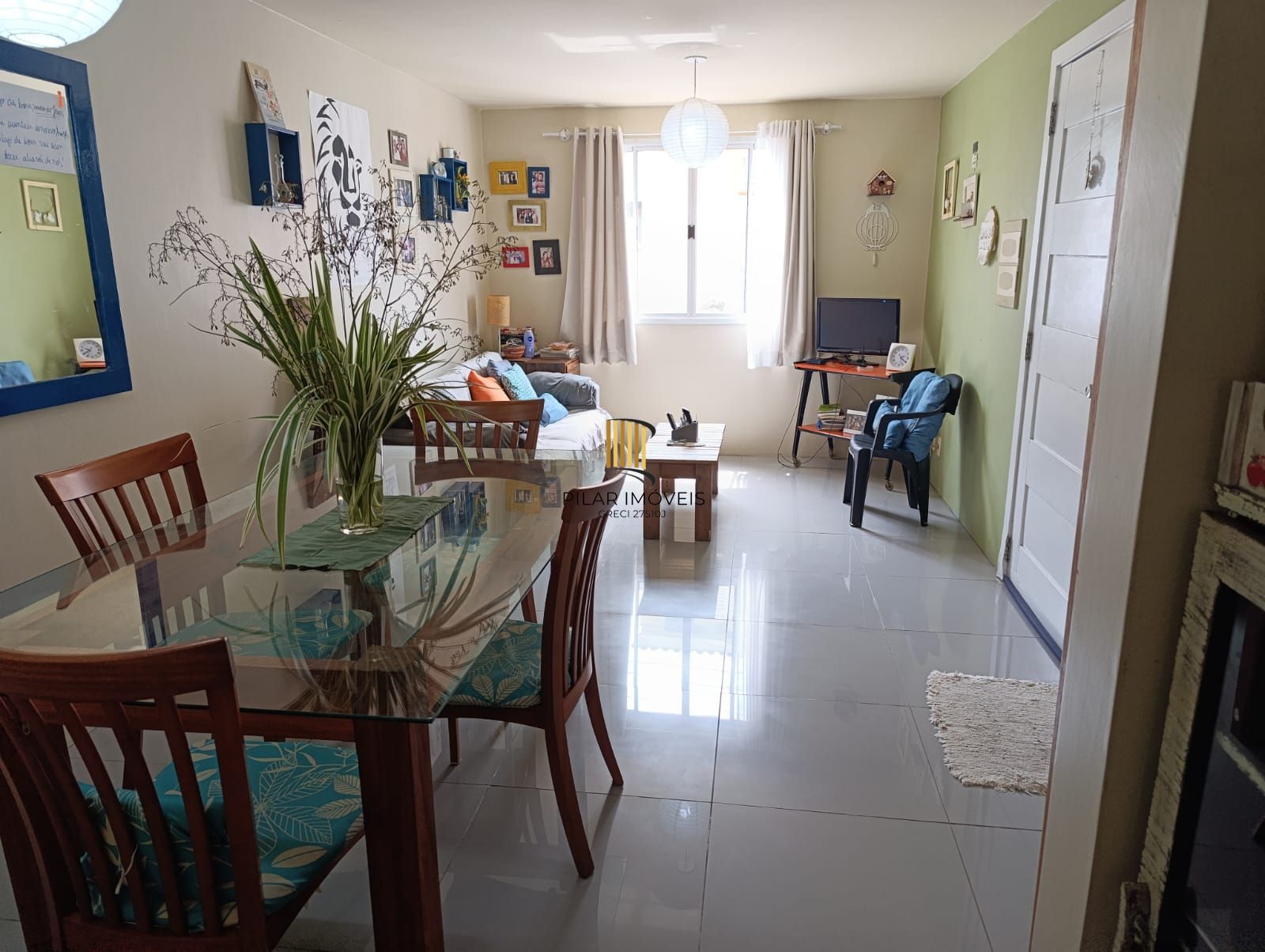 Casa em Condomínio fechado 3 quartos e 1 vaga no bairro Jardim Itu.