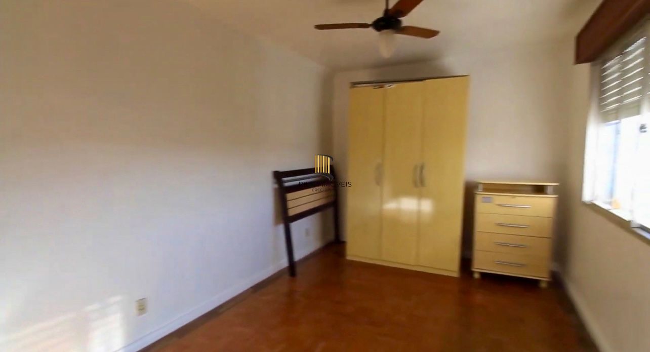 Apartamento de 2 dormitórios 67m2 com vaga rotativa Bairro Navegantes