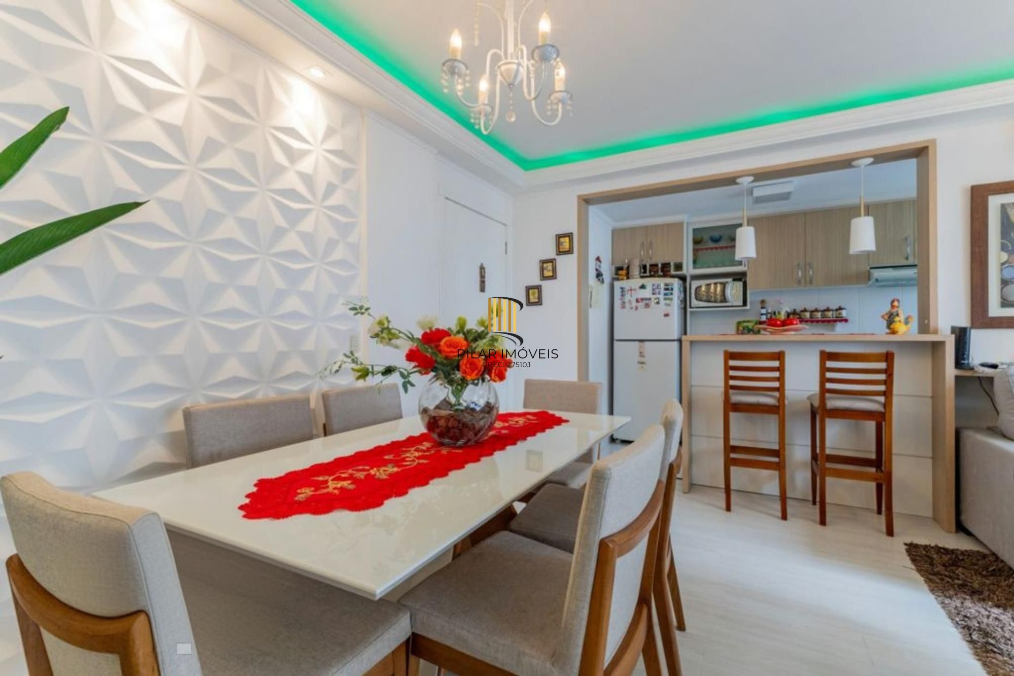 Apartamento de 3 quartos,suíte,elevador e 1 vaga no bairro Vila Ipiranga.