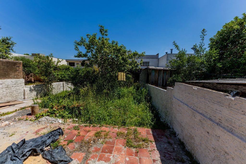 Casa com 3 Quartos e 2 vagas no Bairro Morro Santana