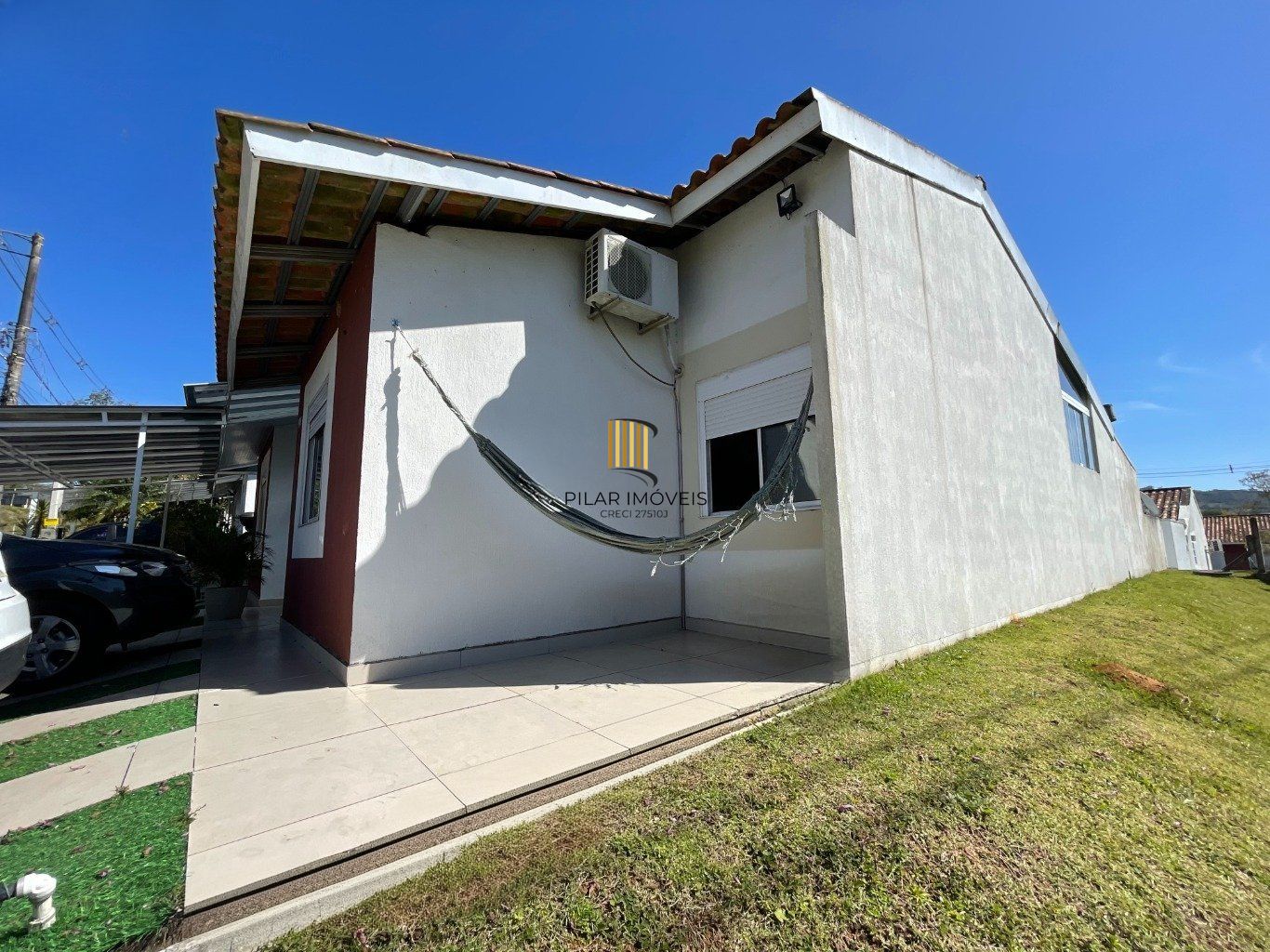 Casa com 3 quartos e 2 vagas em Alvorada no Condomínio Terra Nova