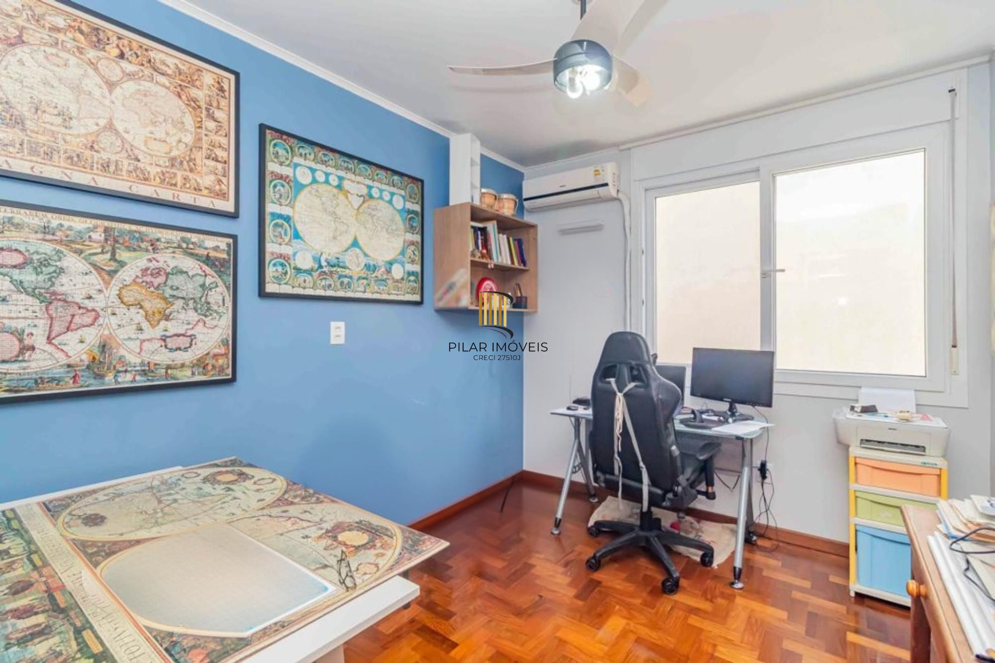 Apartamento 3 quartos, 1 suíte, 2 vagas no Petrópolis.