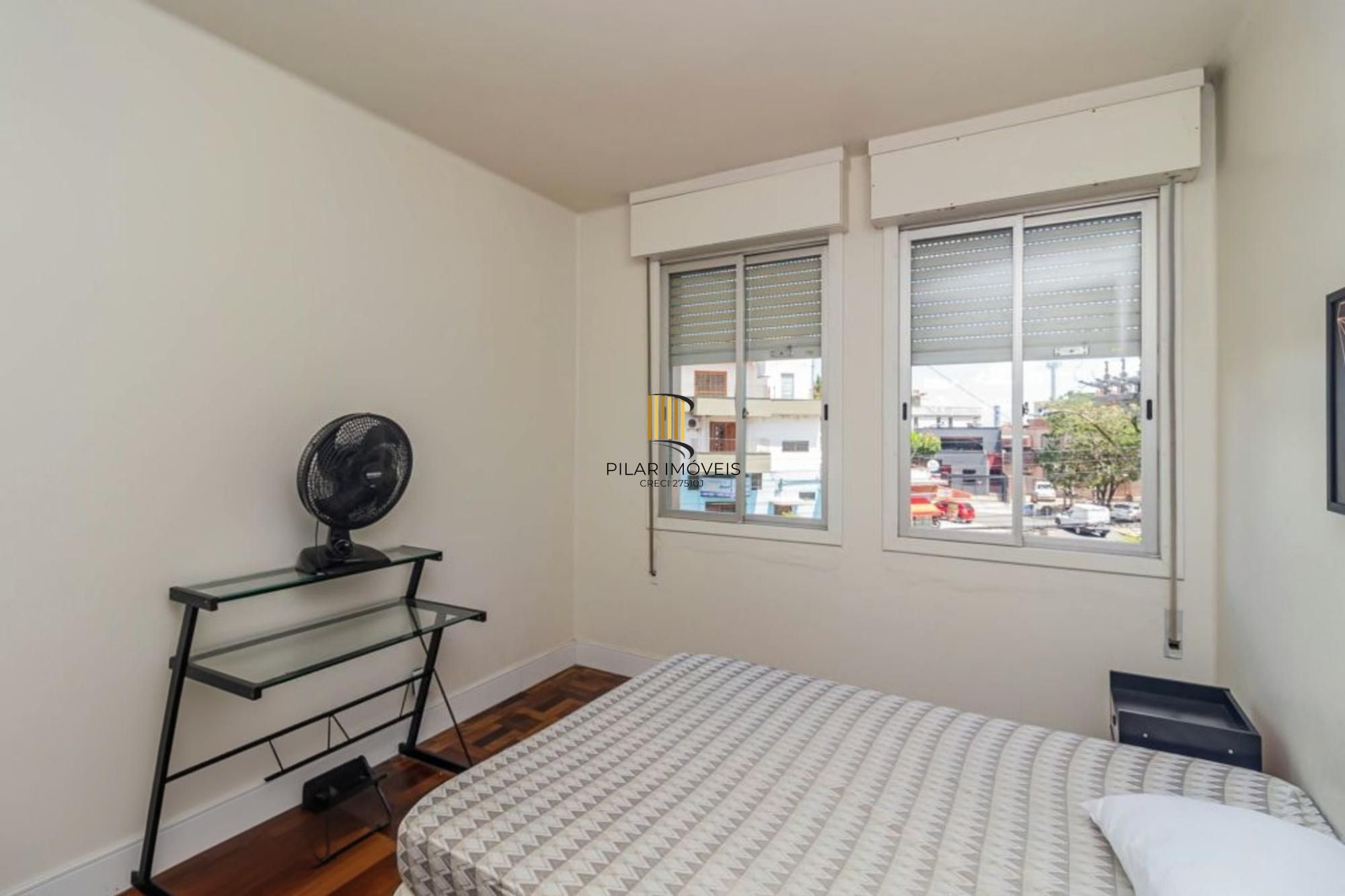 Apartamento semi mobiliado de 2 quartos no bairro Passo da Areia