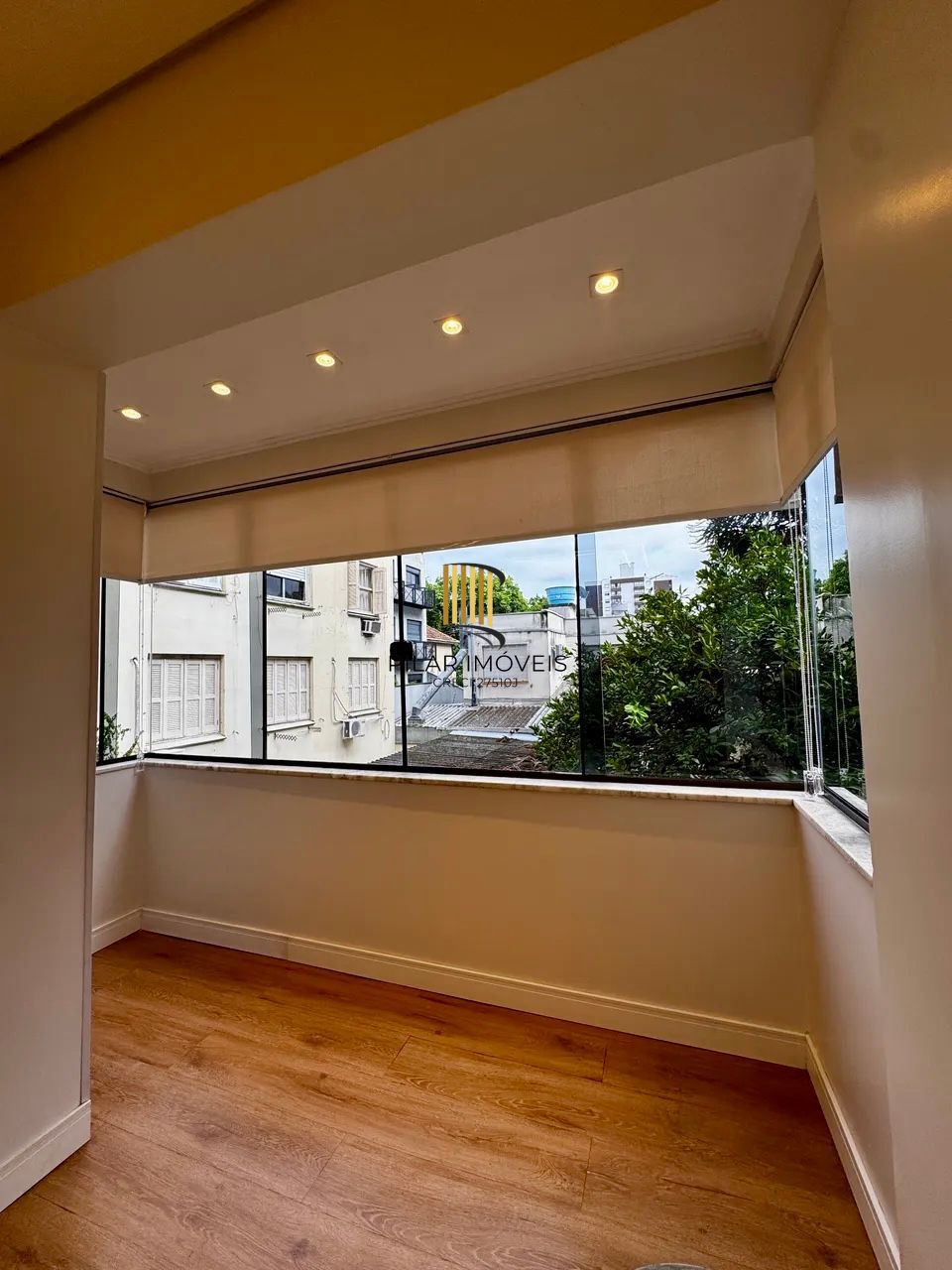 Apartamento Mobiliado à venda com 46m², 1 quarto e 1 vaga Bairro São João