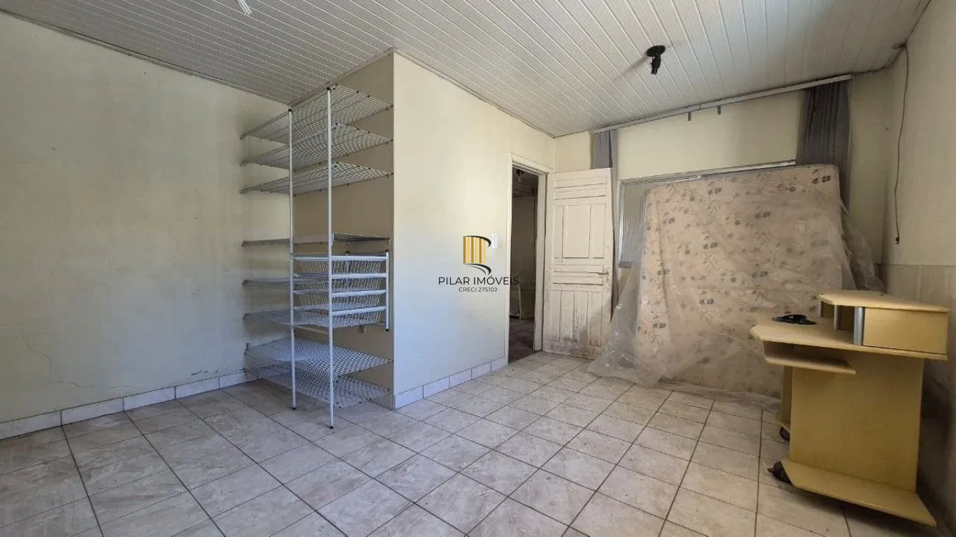 Casa de 3 quartos e 5 vagas de garagem em Canoas.