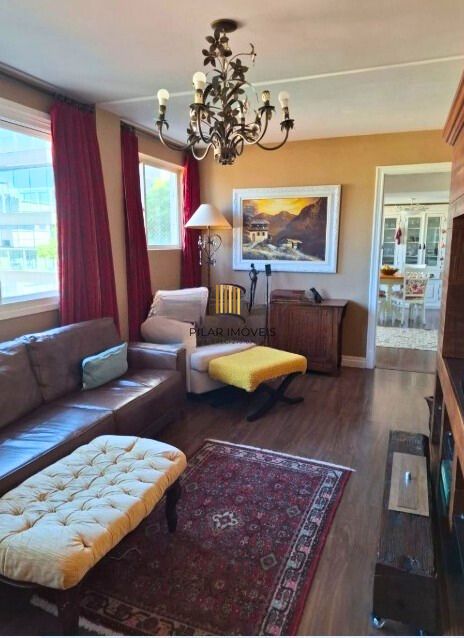 Apartamento com 3 quartos e 283m² à venda em Independência, Porto Alegre.