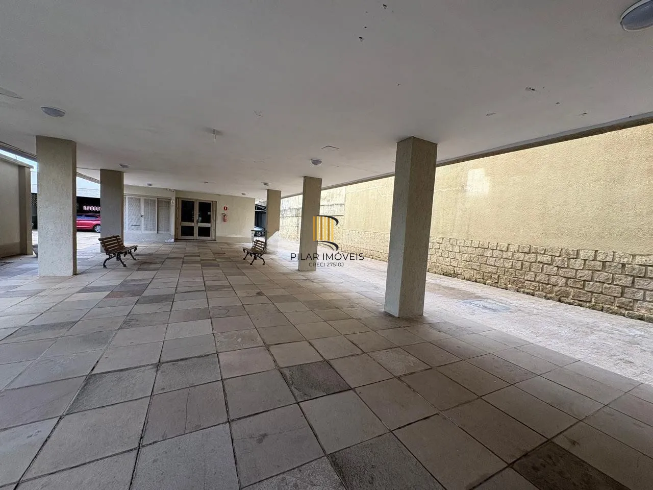 Apartamento 1 Dormitório com 1 vaga e elevador na Protásio Alves