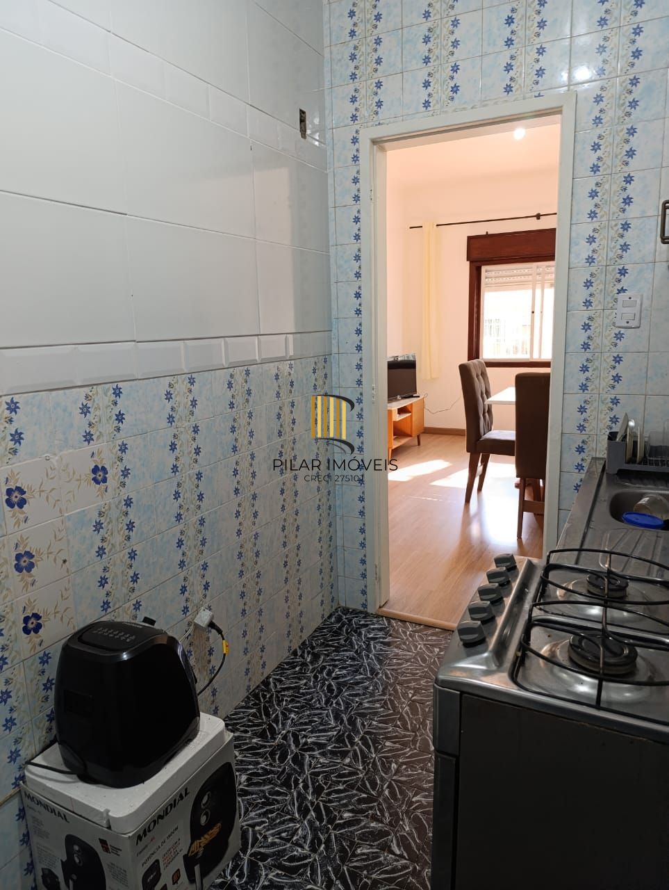 Apartamento térreo de 2 quartos e 1 vaga no bairro São Sebastião