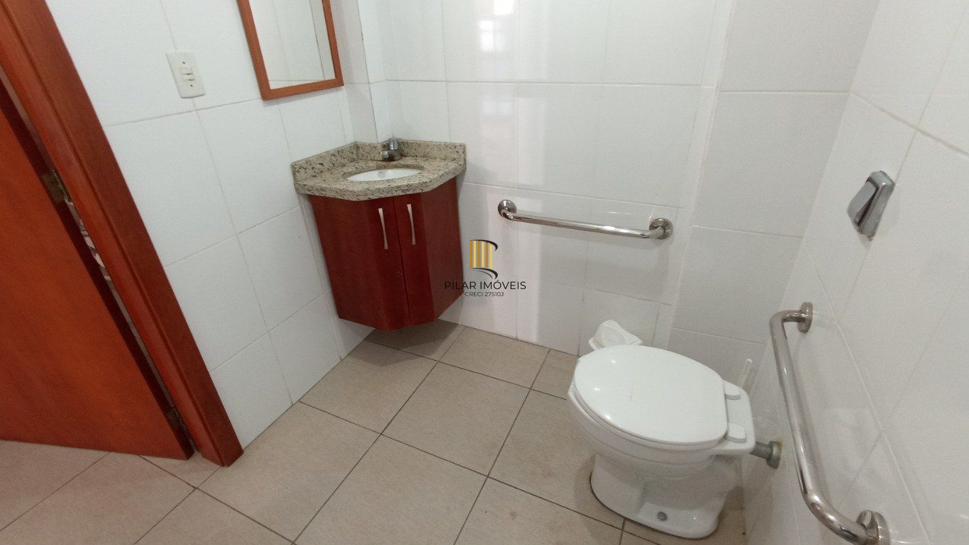 Apartamento com 2 quartos, 1 vaga com elevador na Vila Ipiranga