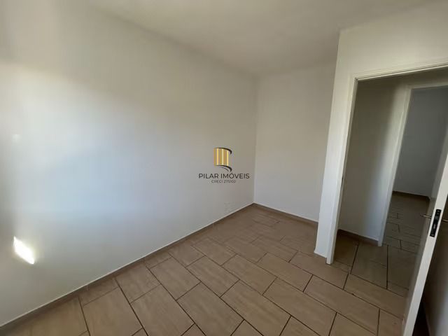 Casa em condomínio de 2 quartos 1 vaga de garagem em Canoas.