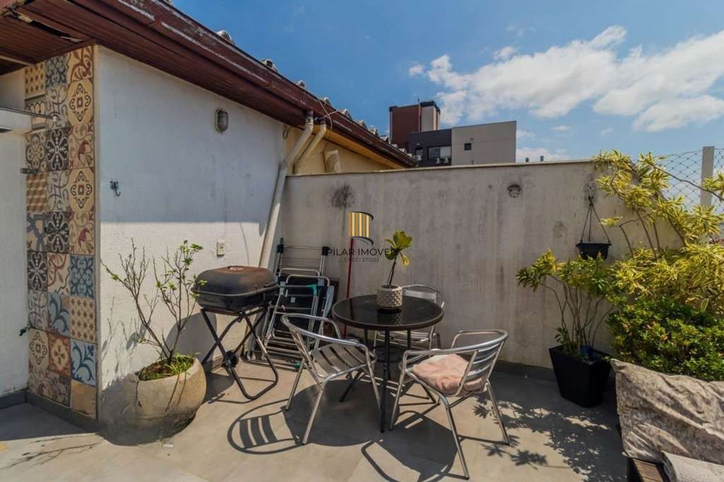 Cobertura à Venda no Higienópolis com Terraço Privativo e 97m²