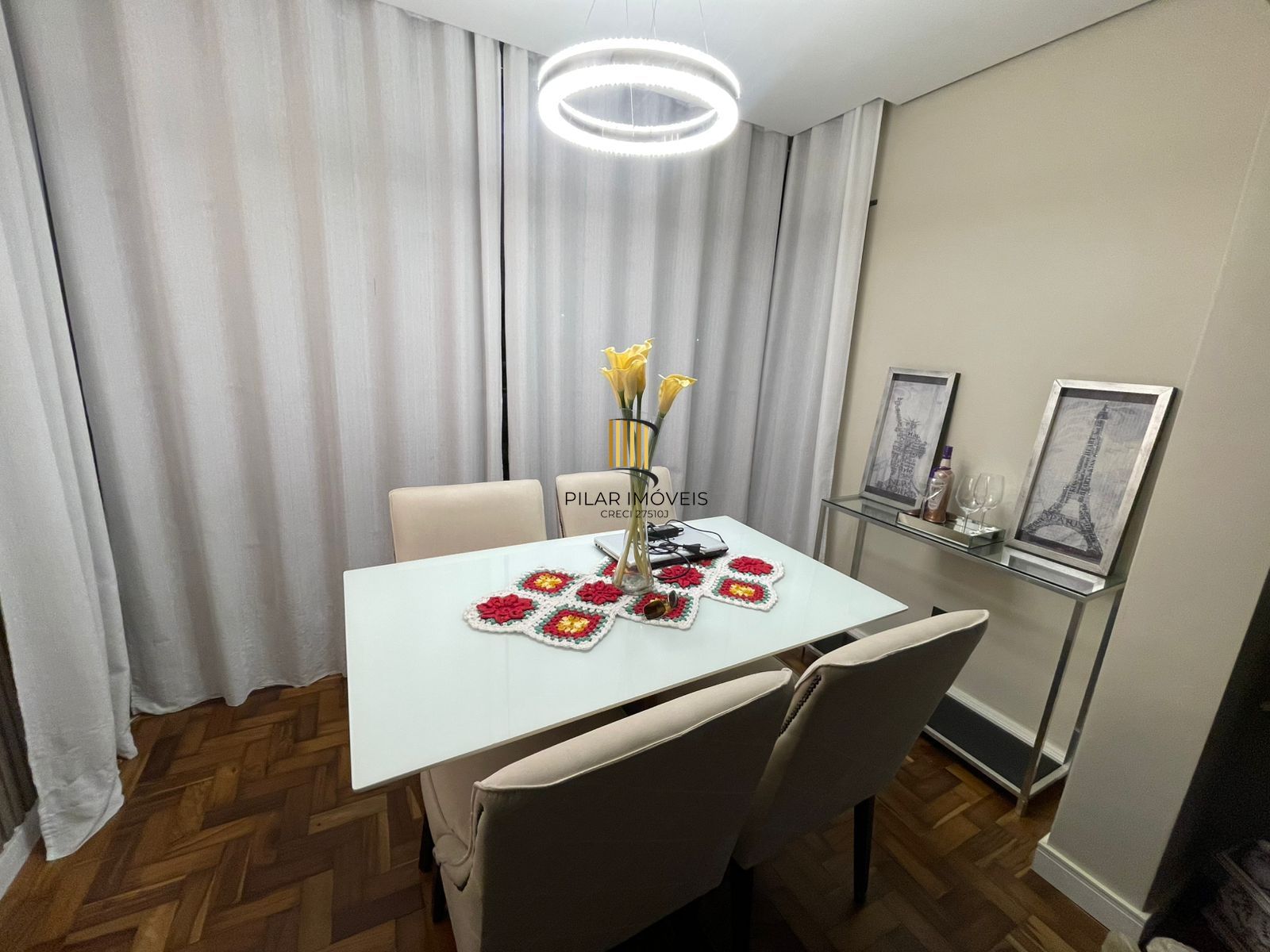 Apartamento térreo garden com 3 dormitórios, 1 suíte, 3 vagas de garagem