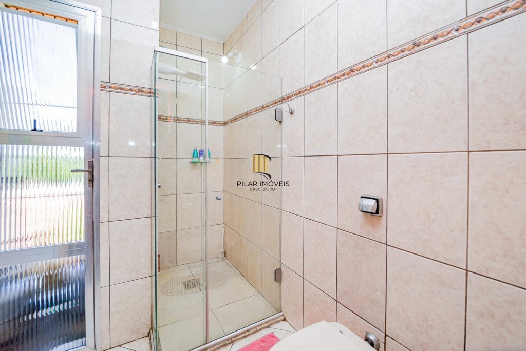 Casa com 3 quartos e 4 vagas à venda em Vila Nova