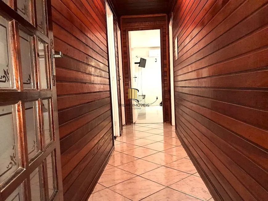 Casa com 3 Quartos e 3 banheiros à Venda, 387 m²