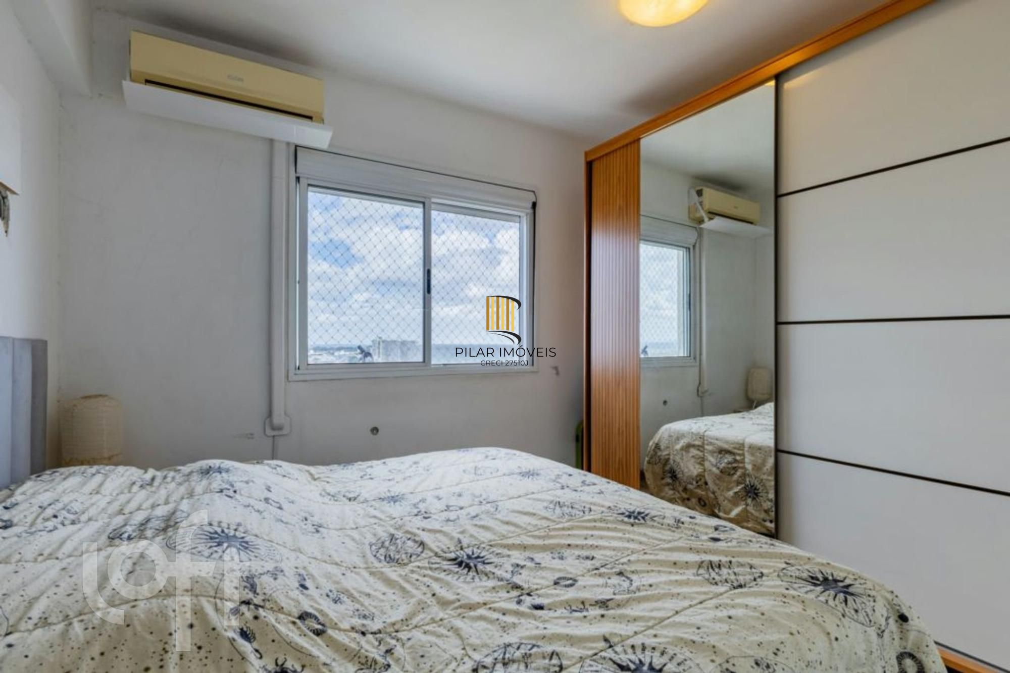 Apartamento com 3 quartos, 2 vagas, piscina elevador no bairro Vila ipiranga