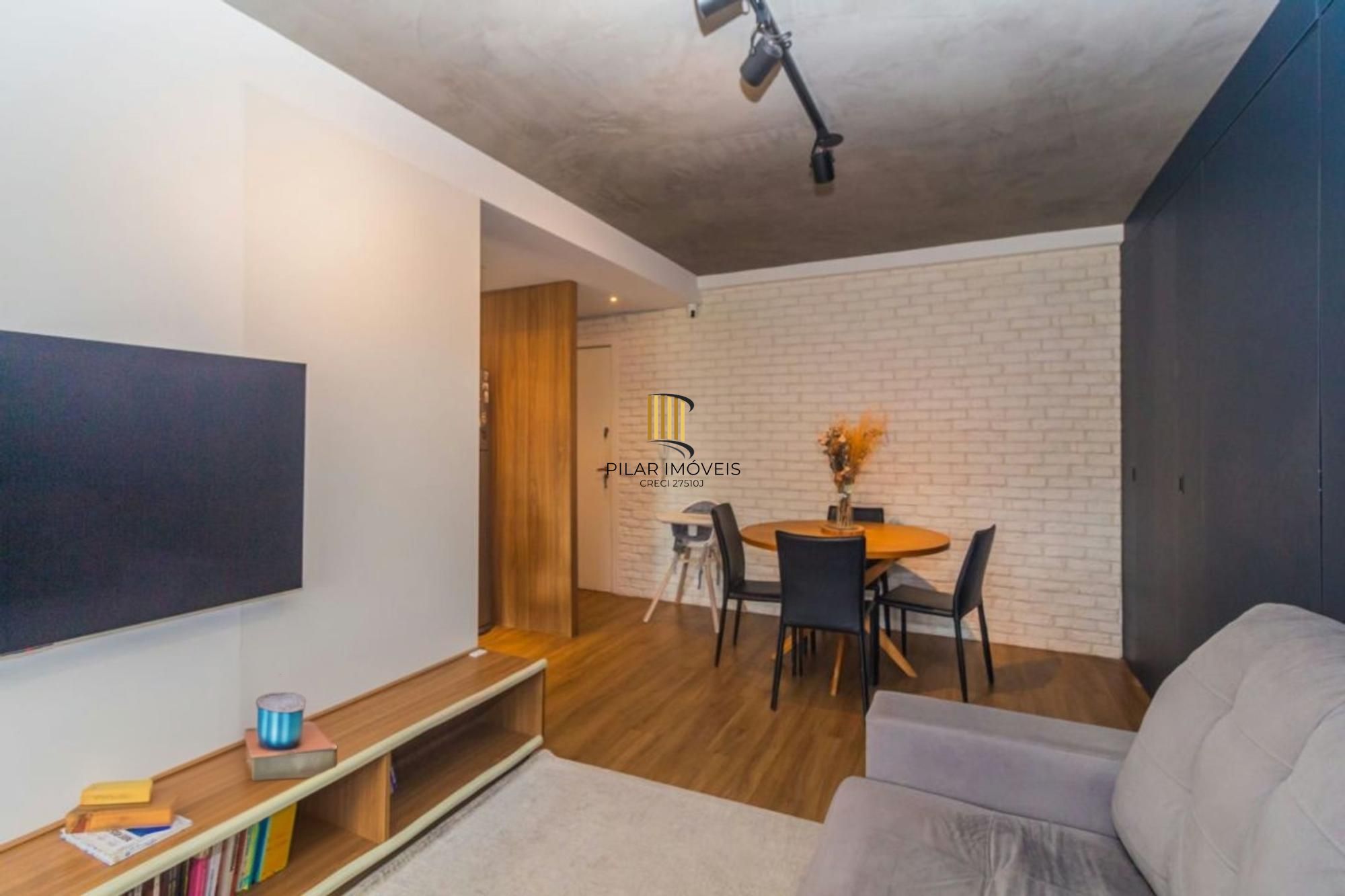 Apartamento Reformado com 2 Dorms e Infra Completa – Jardim Botânico