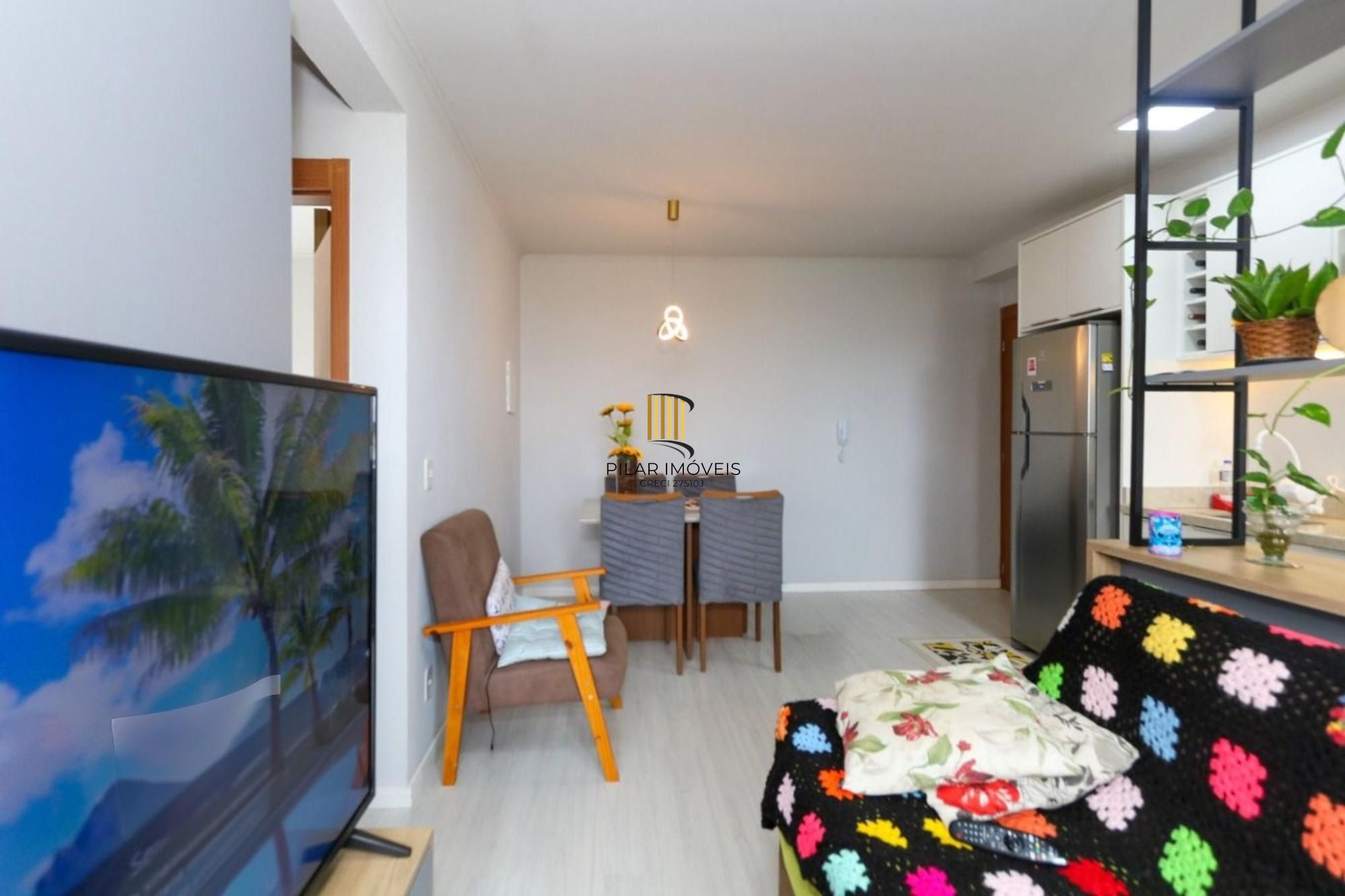 Apartamento com 2 quartos, 1 vaga e elevador no bairro Estancia Velha em Canoas