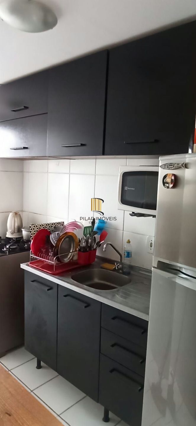 Apartamento de 2 quartos, 1 vaga e elevador no Bairro São Sebastião.