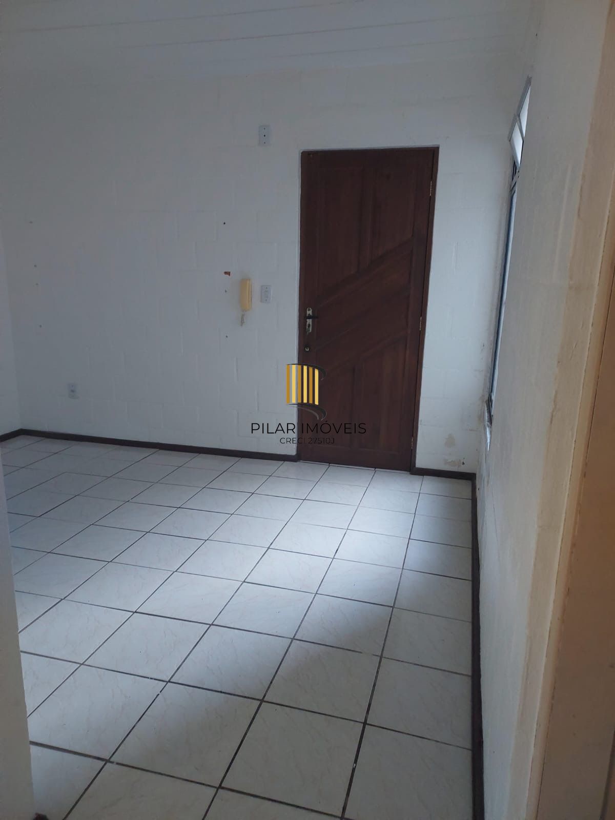 Apartamento Térreo 2 quartos 1 vaga  na Rua Dolores Duran, Lomba do Pinheiro