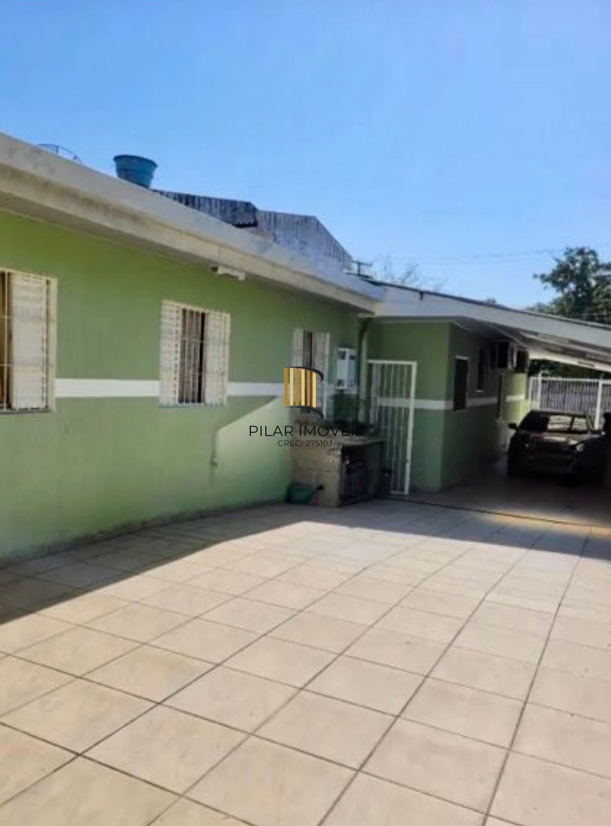 Casa com 3 dormitórios e edícula 1 d no Bairro Jardim Floresta