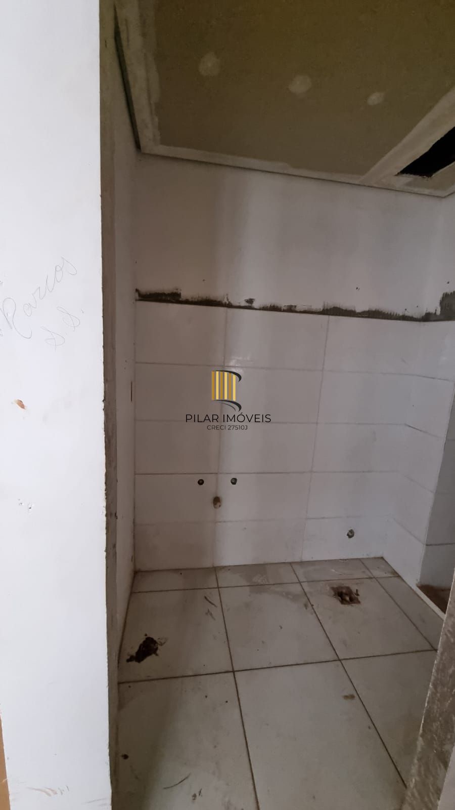 Apartamento 2 quartos, vaga, churrasqueira e elevador no bairro Parque Santa Fé