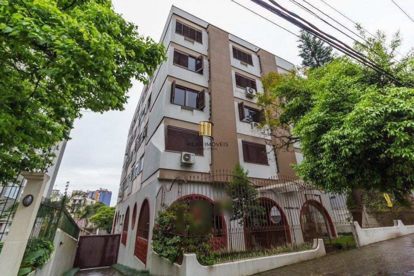 Apartamento com 3 quartos e 144m² à venda no bairro Auxiliadora