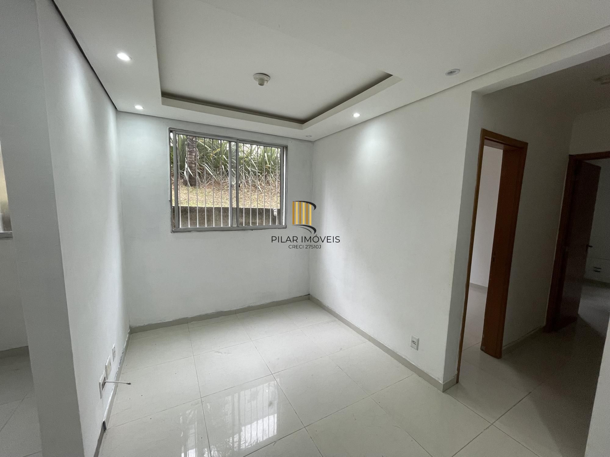 Apartamento Térreo 2 quartos em condomínio fechado com piscina e infra completa