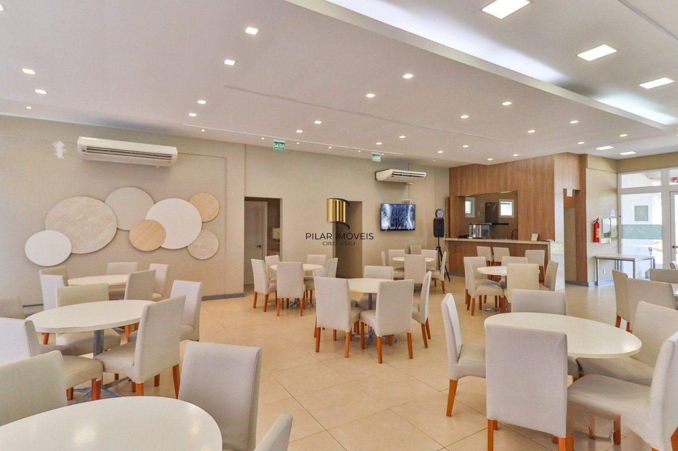 Casa em Condomínio com 3 Dormitórios e Energia Solar na Lomba do Pinheiro