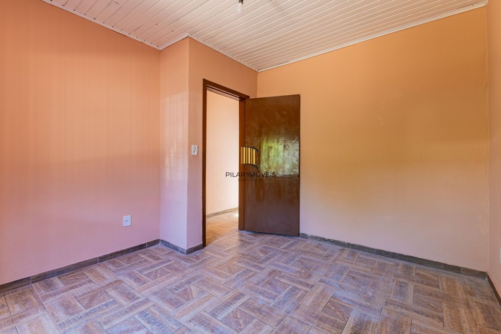 Casa com 3 Quartos e 2 vagas no Bairro Morro Santana