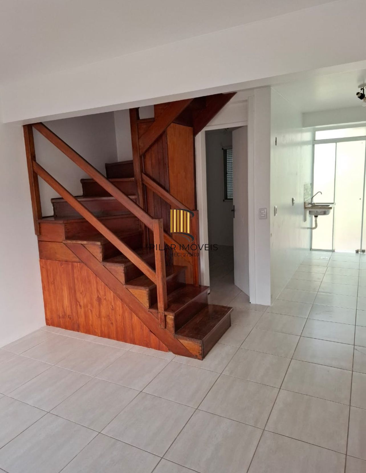 Casa com 2 quartos à venda na Avenida Faria Lobato, 1120, Sarandi, Porto Alegre