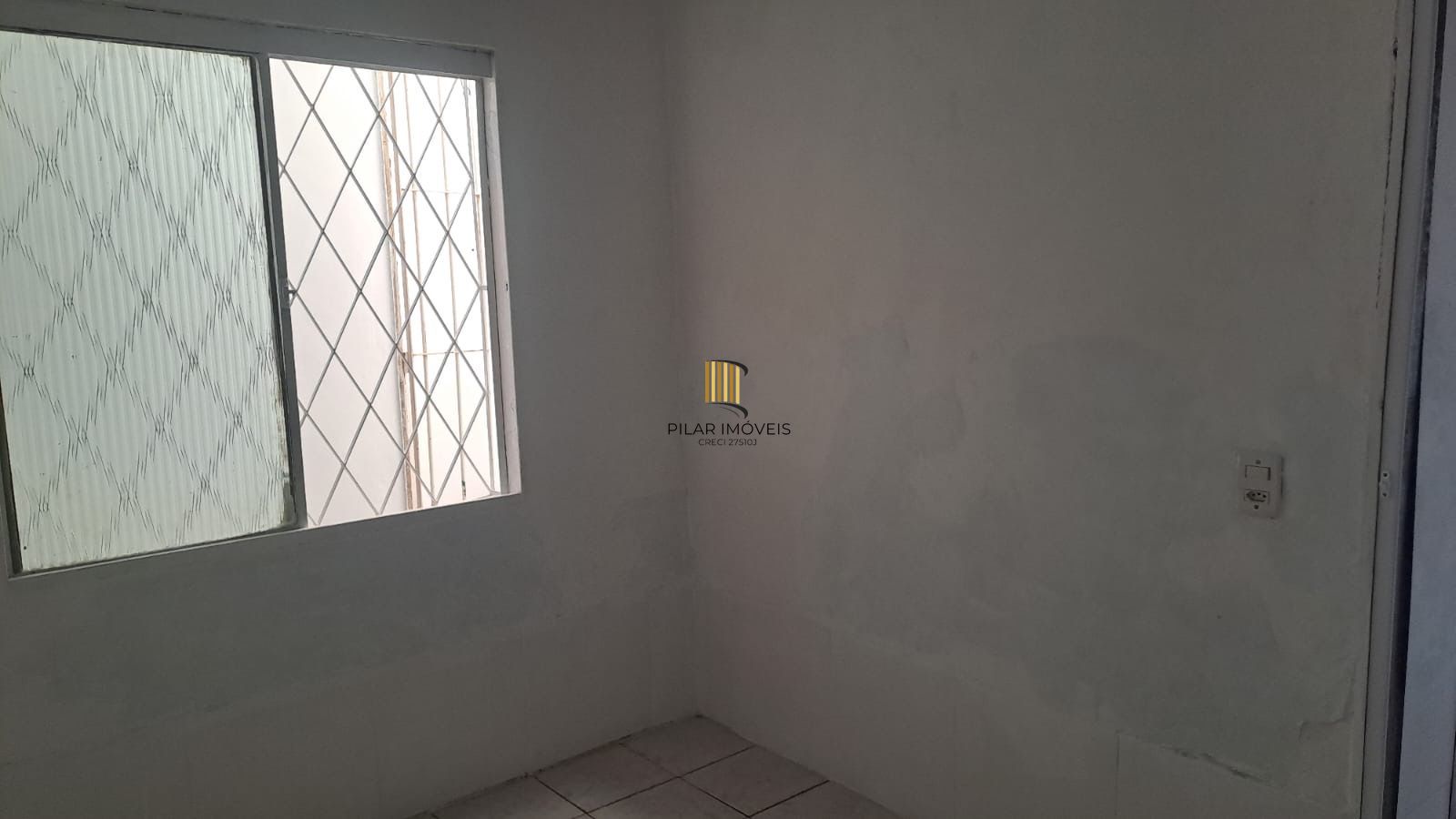 Casa com 2 quartos 1 vaga na Rua União, Zona Norte de Porto Alegre