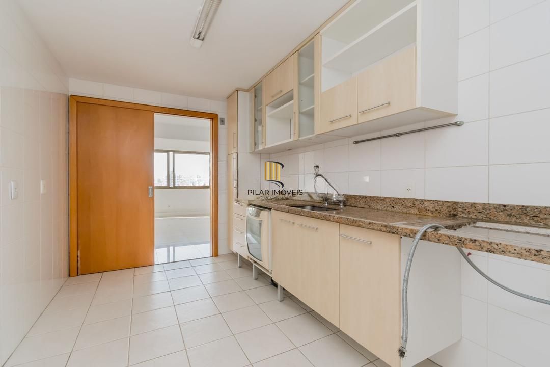 Apartamento com 3 Quartos, 2 vagas, elevador e piscina no bairro Higienópolis.