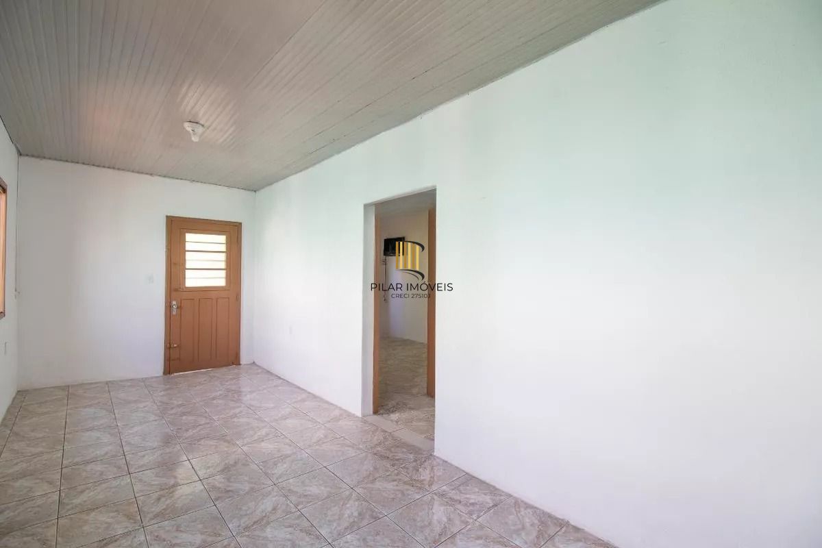 Casa 300m² à Venda na Vila Ipiranga . 2 Quartos, 2 Vagas, Salão e Churrasqueira