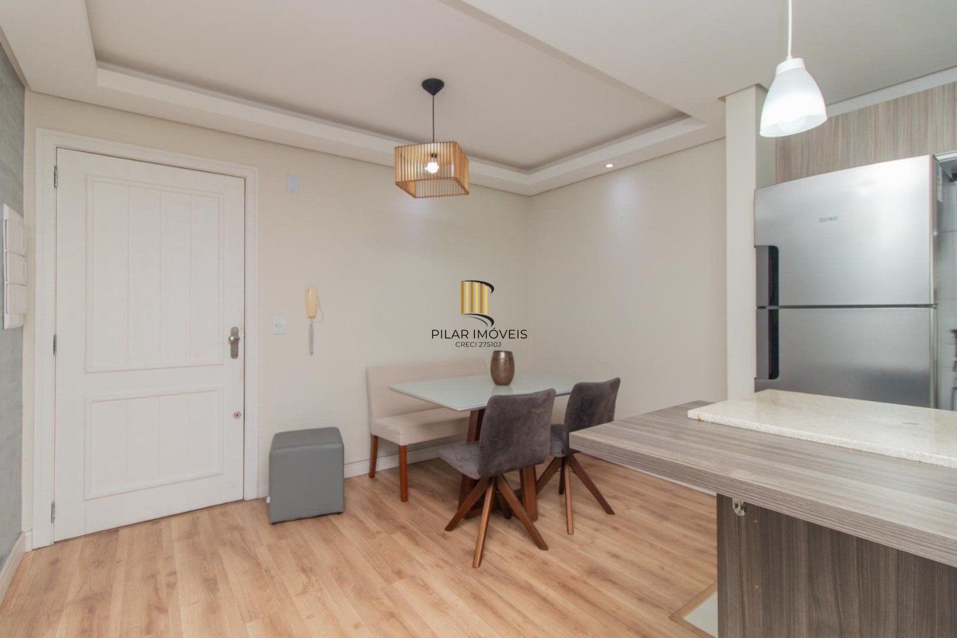 Apartamento com 1 quarto, 1 vaga e elevador no Bairro Cidade Baixa