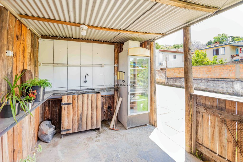 Casa com 3 quartos e 4 vagas à venda em Vila Nova